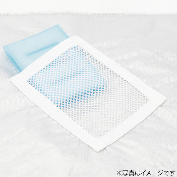 CLOTH TO KEEP COLD AND WARM