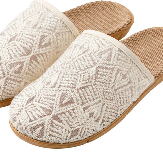 ROOM SANDALS LC2501 IV L