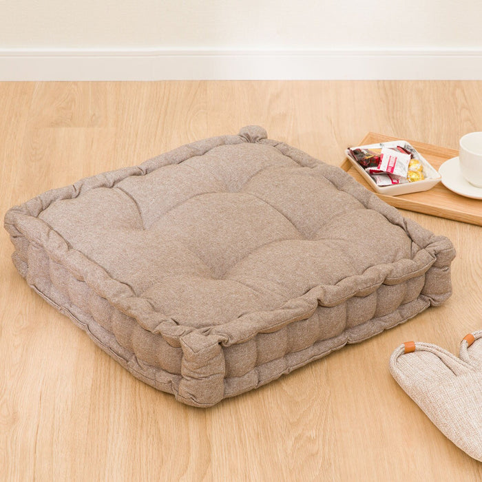 SEAT CUSHION GUSSET IN HOME BR