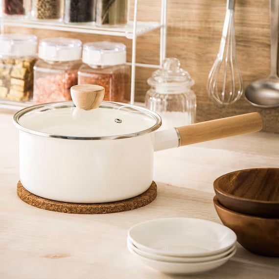 ENAMEL SAUCEPAN 18CM WH