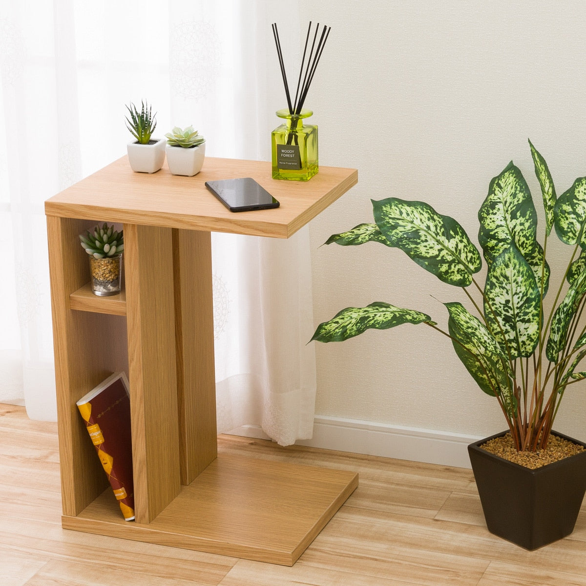 NITORI HIGHLIGHTS LIVINGTABLES